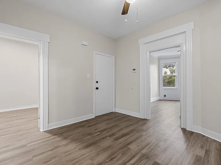 292 Claremont Ave #2 — Photo 5