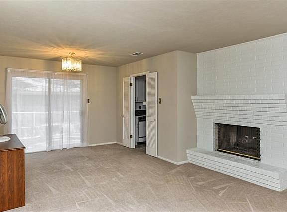5th image of 1509 Cochise Dr