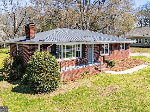 3rd image of 228 Bevis St