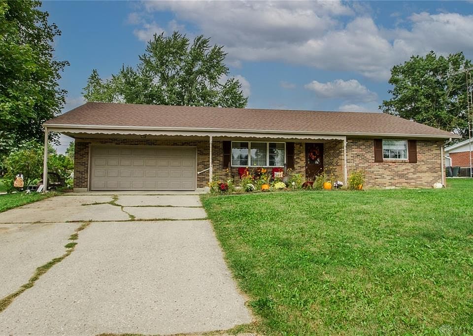 1st image of 200 Linwood Dr