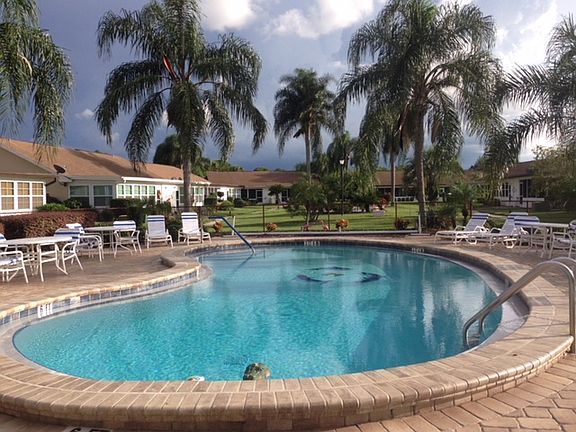 Pool is about 50 steps away!