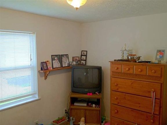 5th image of 314 N Grafton Ave