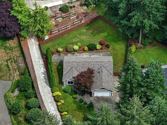 5th image of 6415 54th Avenue NW