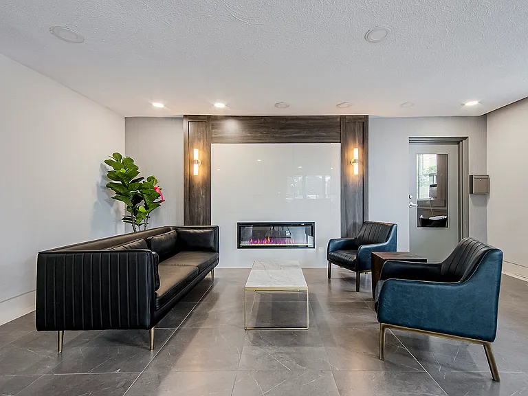 1431 Lakeshore Rd — Photo 12
