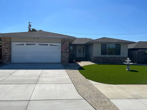 1261 Ramona Ave, Hollister, CA 95023