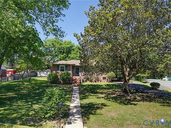 4th image of 2018 Briarcliff Rd