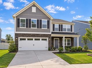 1305 Addison Lake St, Fuquay Varina, NC 27526