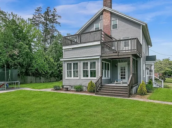 1159 River Rd, Agawam, MA 01001