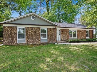 1 Judkins Ct, Greensboro, NC 27407