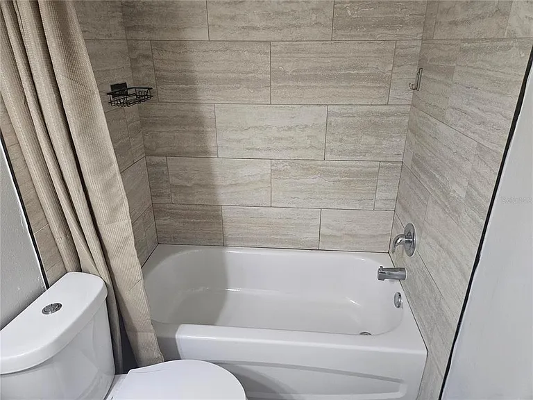612 Dogwood Ct — Photo 9