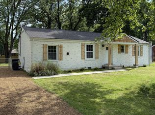 1802 Gardner Dr, Murfreesboro, TN 37130