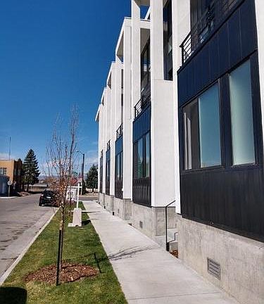2nd image of 351 W Warren Ave
