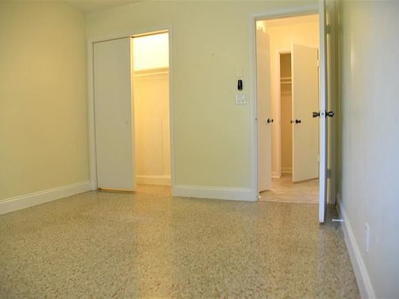 2nd image of 101 S Palmway APT 6