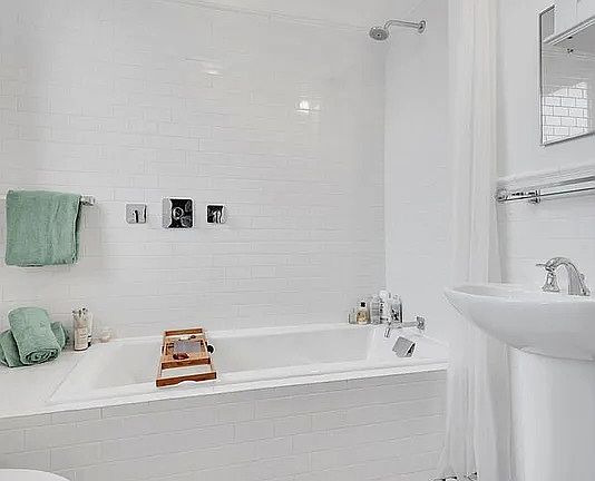 5th image of 37 W 8th St #82