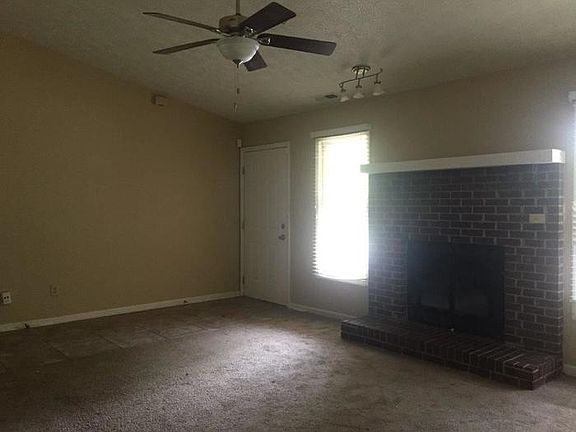 5th image of 943 Delray Dr