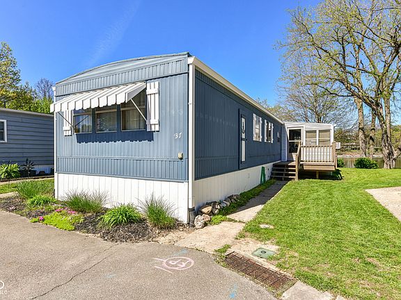 4th image of 37 Blue Water Dr