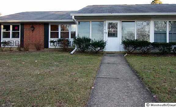 2nd image of 501 Thornbury Court #A