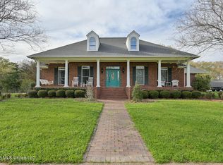 25 Lawrence Rd, Natchez, MS 39120
