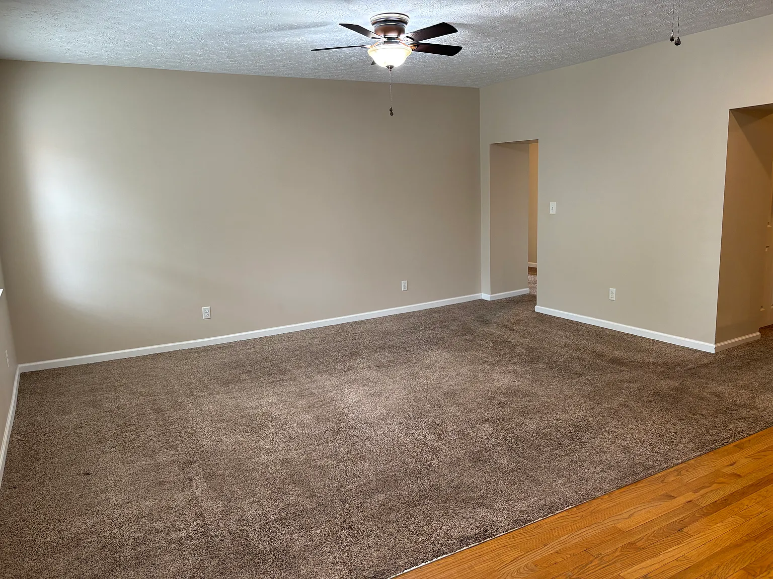 2 bed, 1900 sqft, $2,150 — Photo 2