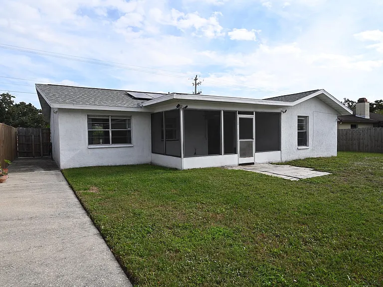 6524 Mauna Loa Blvd — Photo 17