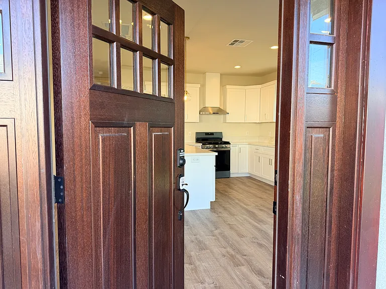 8536 Twana Dr — Photo 4