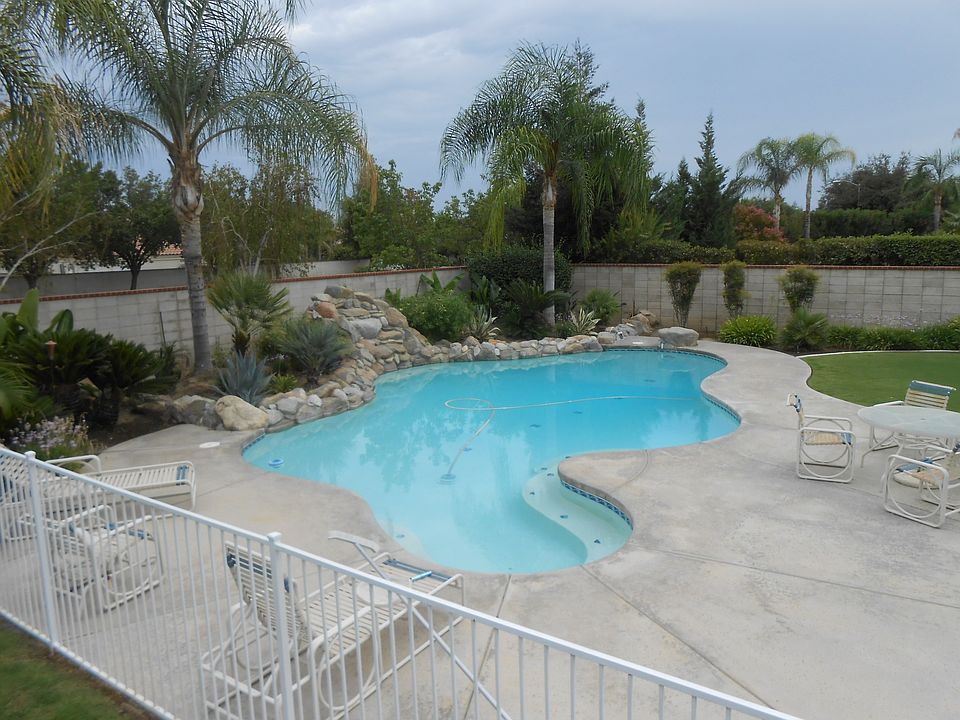 2nd image of 1404 Ironstone Dr