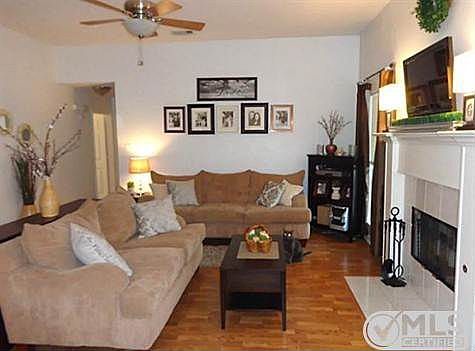 2nd image of 312 Myrtle Ave