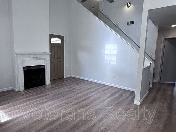 4th image of 13422 Windsong Dr