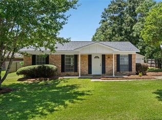 4680 Clarendon Dr, Mobile, AL 36619