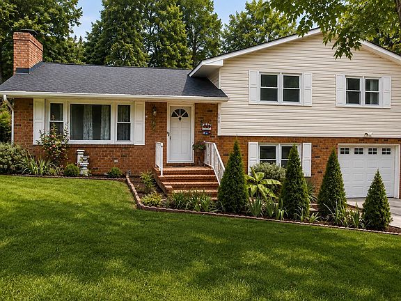 2nd image of 308 Winterlochen Rd