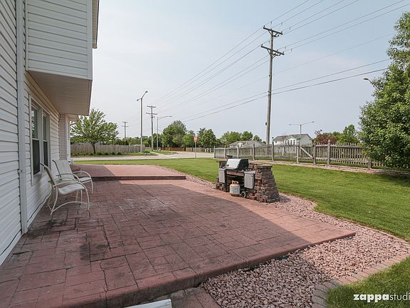 4th image of 1901 Mystic Dr