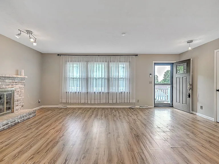206 Sequoyah Dr — Photo 8