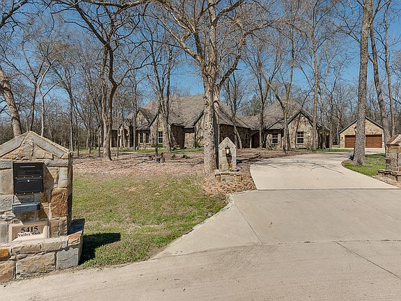 4th image of 5415 Valley Oak Ct