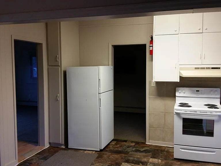 109 E Ash Ave — Photo 13