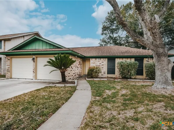 212 Pecos Dr, Victoria, TX 77904