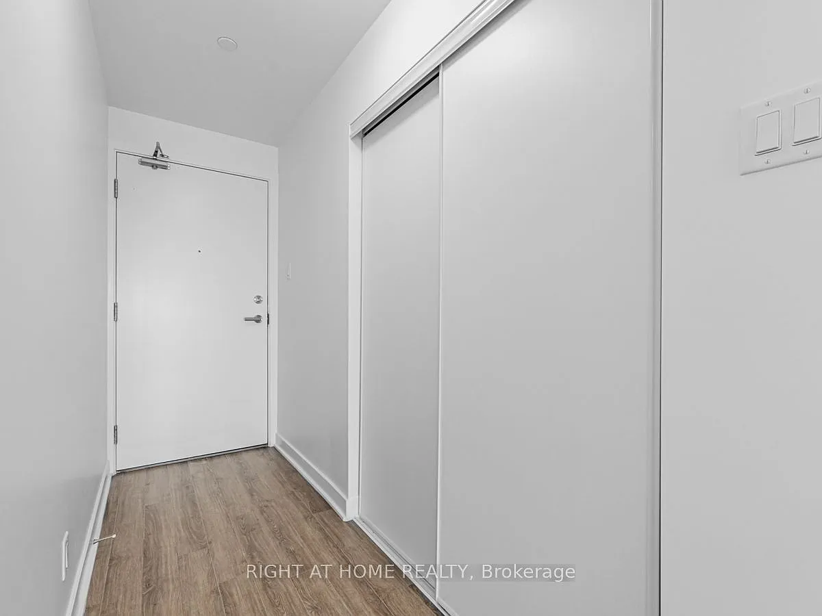 1 bed, $1,900 — Photo 3
