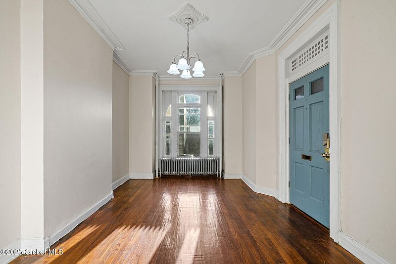 5th image of 361 Madison Avenue