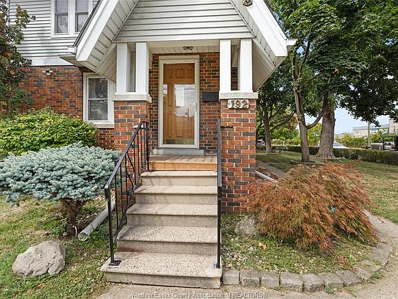 5th image of 192 Shepherd St E