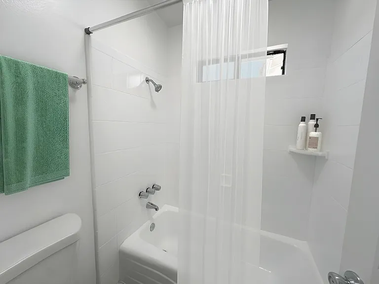 4452 Temple City Blvd — Photo 12