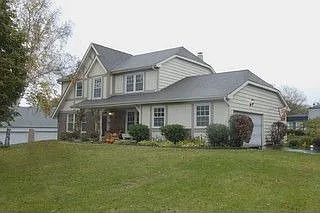 1367 W Hampton Pl photo 1