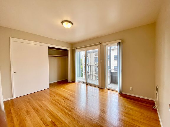 3rd image of 1110 Jackson St APT 7