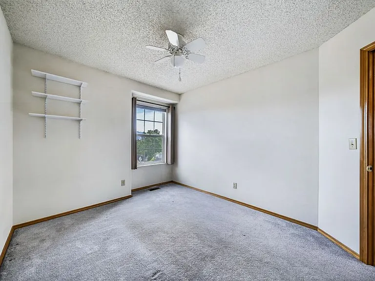 5660 Many Springs Dr — Photo 28