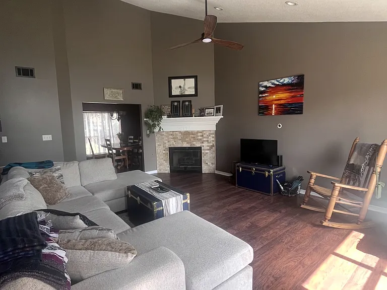 463 W Park Dr — Photo 6