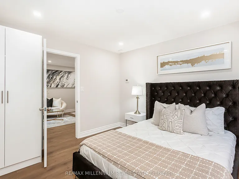 61 Mistywood Dr #UPPER — Photo 26