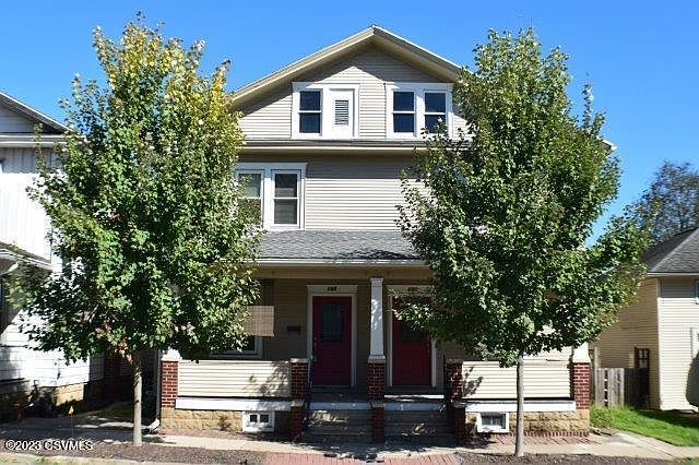 1st image of 132-134 S 4th St