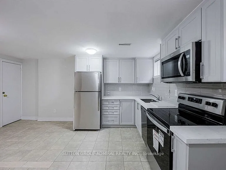 52 Farrell Ave #BASEMENT — Photo 15