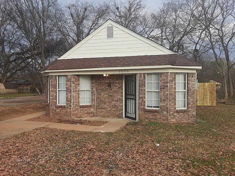 1st image of 3006 Calvert Ave
