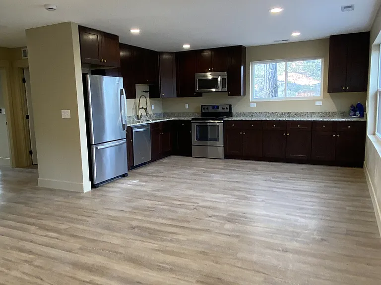 701 Prospect Pl #UPPER — Photo 7