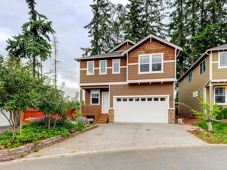 1st image of 906 141st Ln SW
