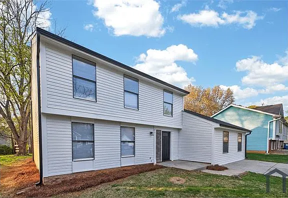 7321 Glenmont Dr — Photo 3